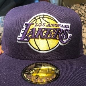 LA Lakers 7 1/4 New Era Cap (Purple)